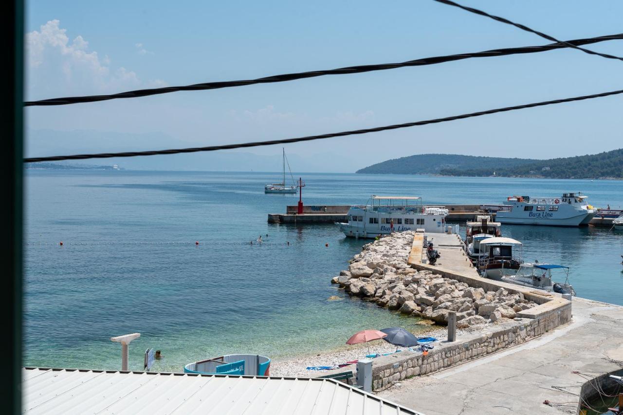 Beach Apartman Marela Slatine Exterior photo