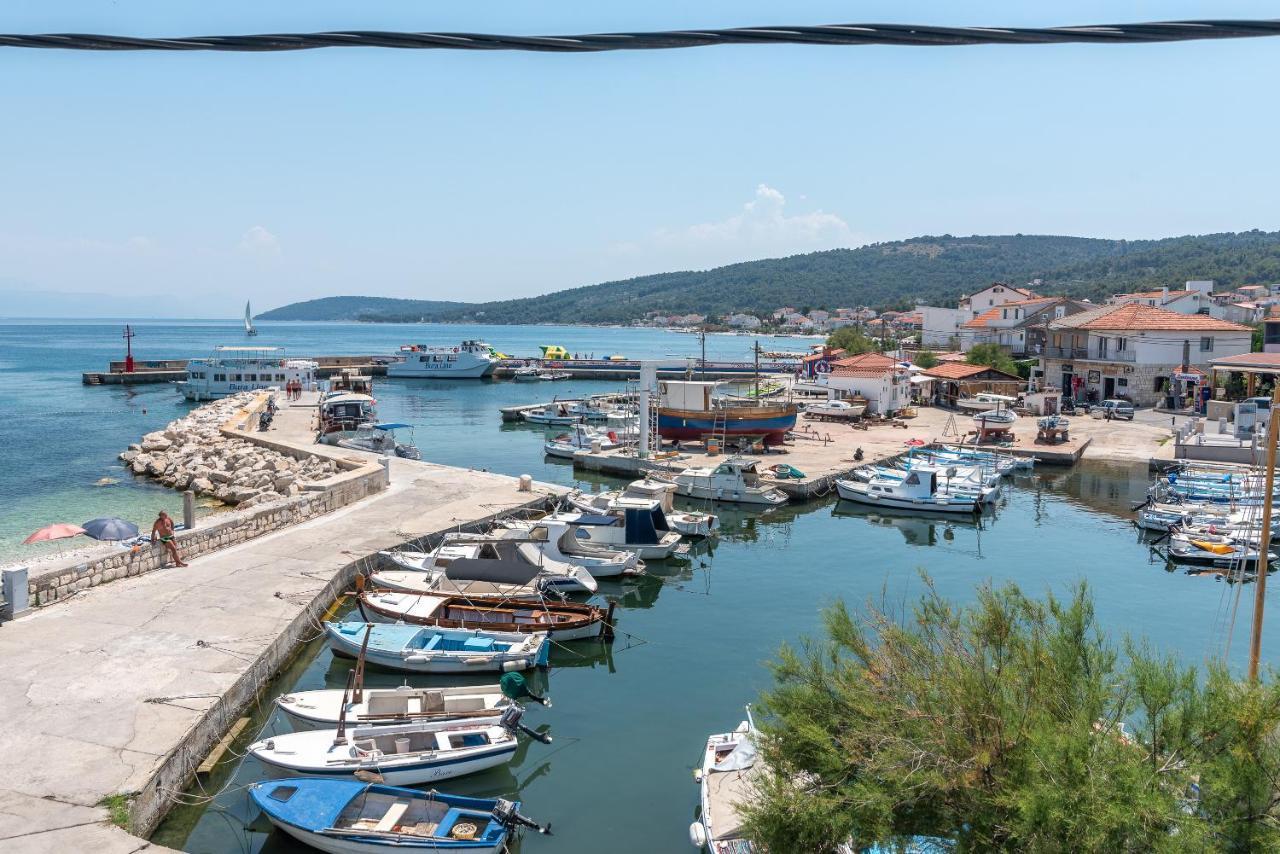 Beach Apartman Marela Slatine Exterior photo