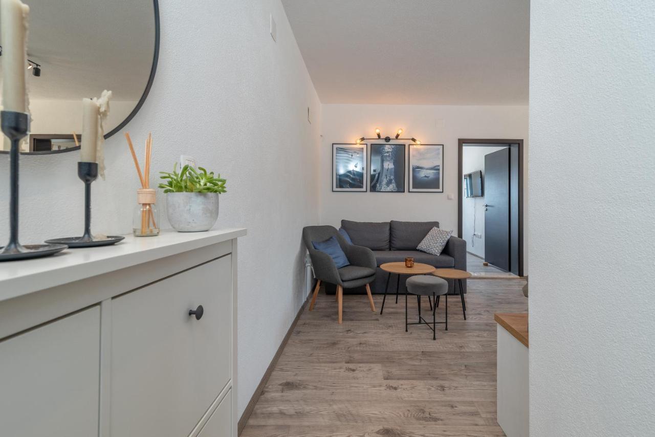 Beach Apartman Marela Slatine Exterior photo